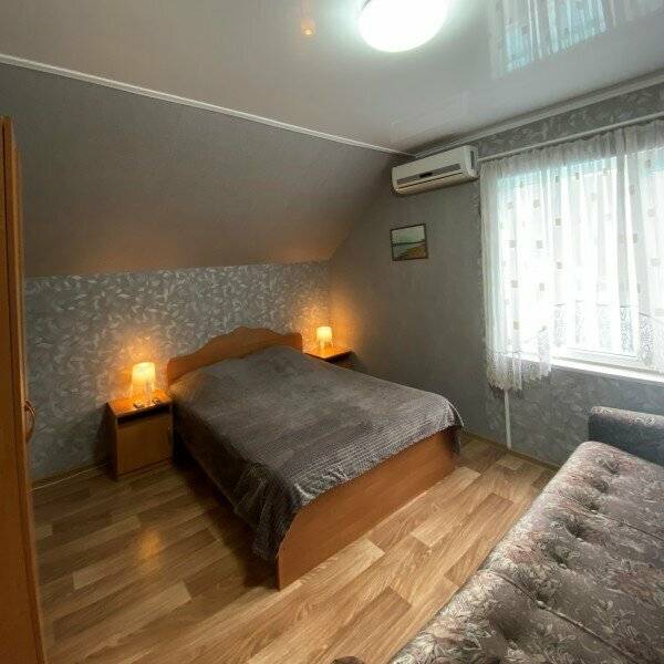 Cемейный номер с собственной ванной комнатой